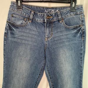 Women Apt 9 jeans bootcut size 6